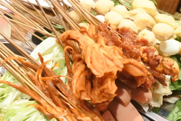 雅乐串串香加盟