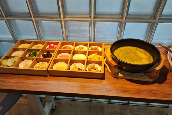 华仔过桥米线加盟