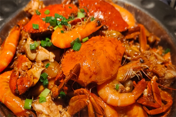 蟹塘肉蟹煲加盟