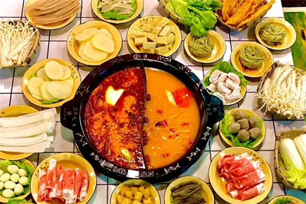 潮颜新鲜牛肉火锅加盟