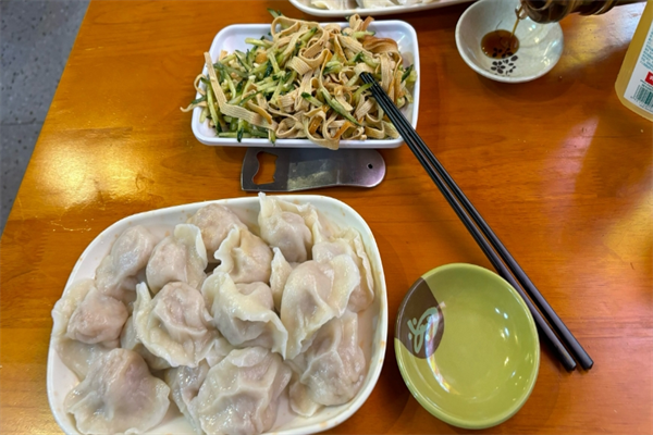 北方溪水饺子馆加盟