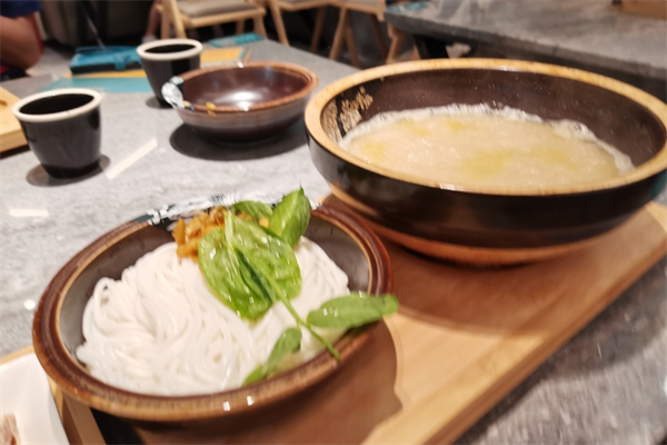 怪味米线加盟