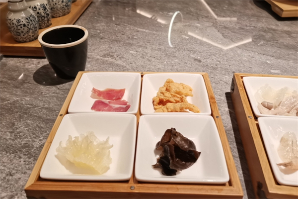 怪味米线加盟