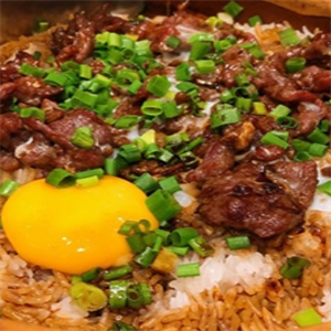 粤莱鄉煲仔饭
