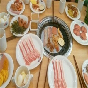 于記無限量自助烤肉