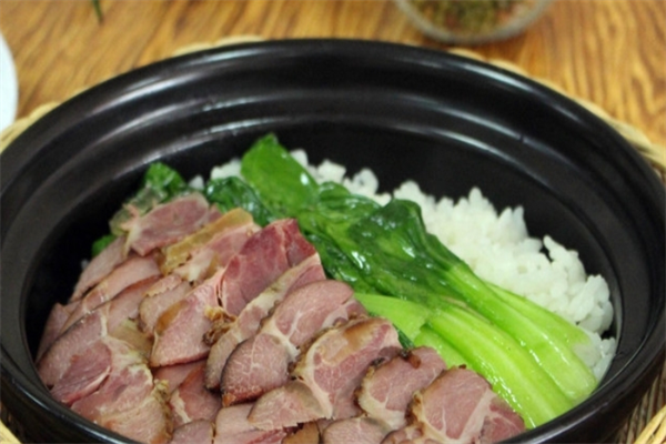 大佬煲仔饭加盟