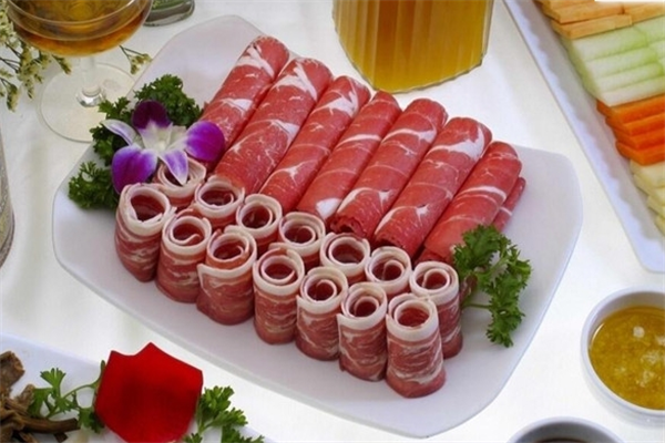 潮记牛肉坊火锅加盟