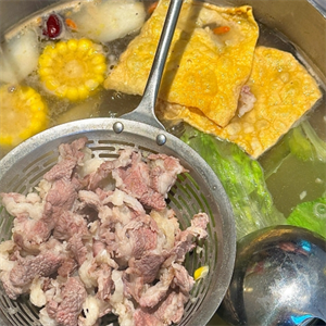 刺身海鮮火鍋