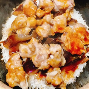 意廚煲仔飯