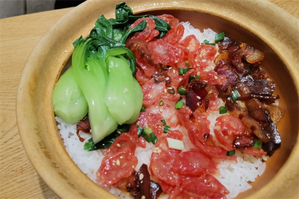 爱尚炒饭煲仔饭加盟