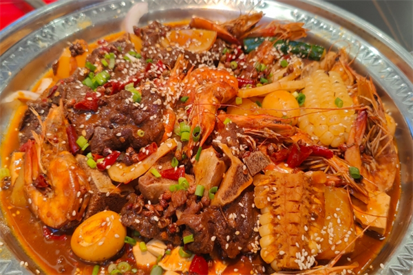 宋氏肉蟹煲小龙虾加盟