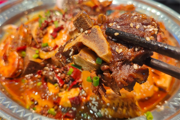 宋氏肉蟹煲小龙虾加盟