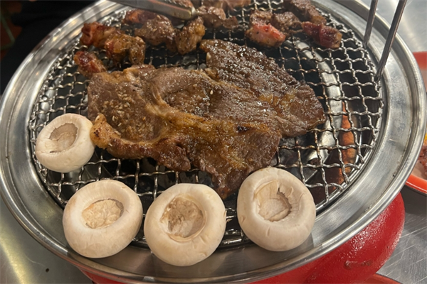 品味中西餐烤肉加盟