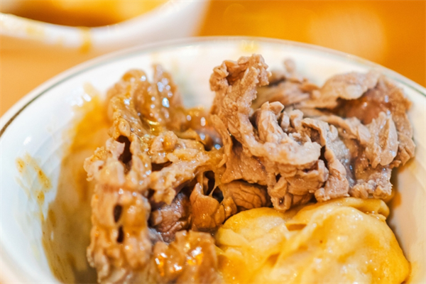 SN麻辣香锅加盟