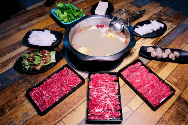 二叔潮汕鲜牛肉火锅加盟