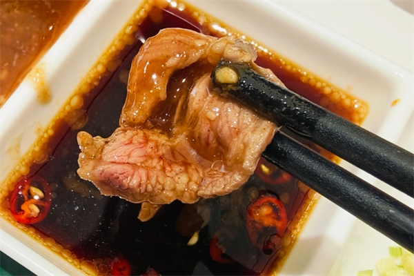 燕姐牛羊肉火锅加盟