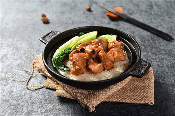 娜家煲仔饭加盟