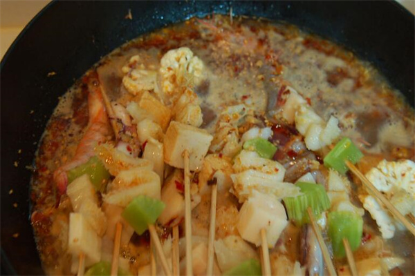 巴山李记串串香加盟