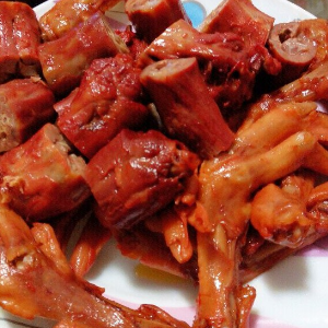 珍味鴨脖