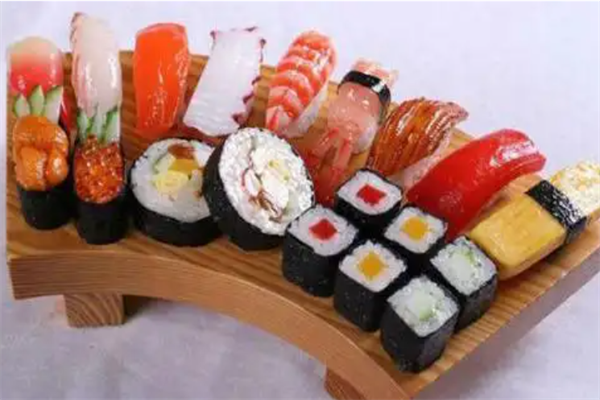 灰鲨饮品寿司加盟