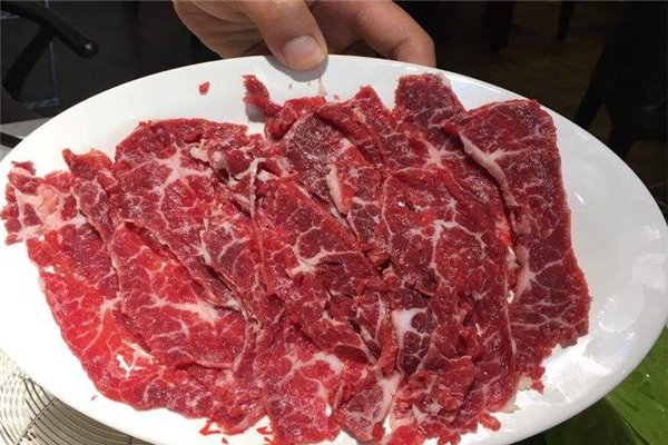 榮記鮮牛肉火鍋加盟