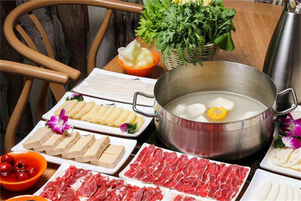 老歪潮汕牛肉火锅加盟