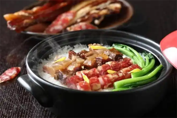 阿冰煲仔饭加盟