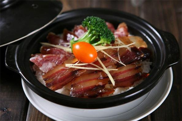 爱煲煲仔饭加盟