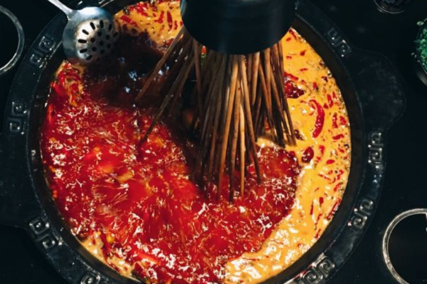 逗士香砂锅串串加盟