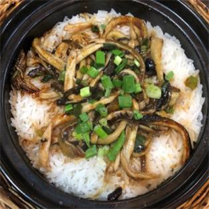玖佰碗煲仔饭