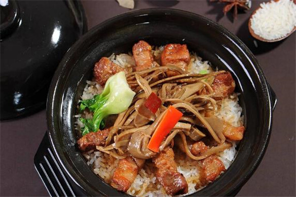 玖佰碗煲仔饭加盟