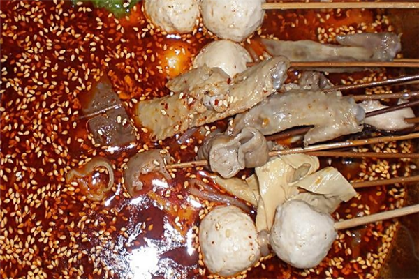 千户小寨串串香加盟