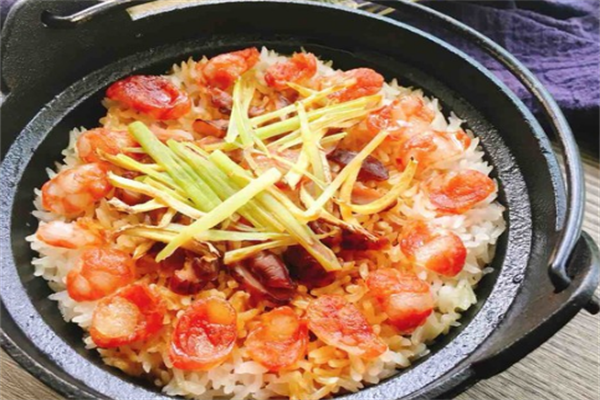 香品味煲仔飯加盟