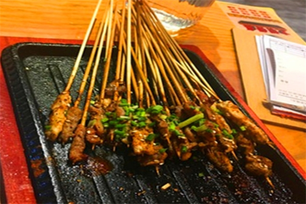 大农男小串加盟