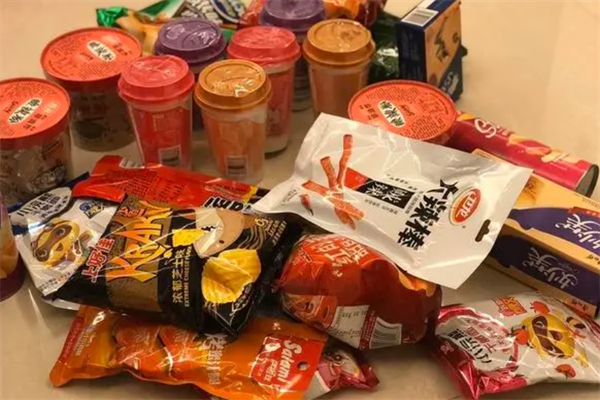 零食铺零食加盟