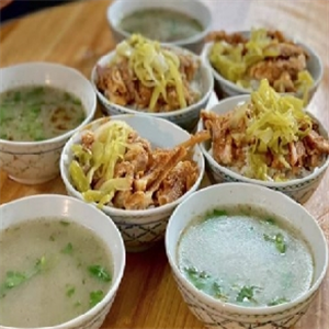東區(qū)牛尾飯
