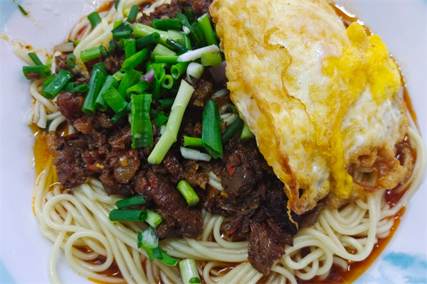 瓦罐牛肉面加盟