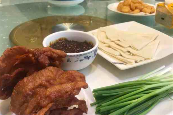 鲁泉大酒店加盟