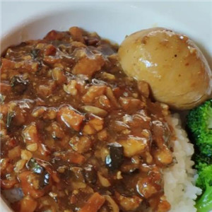 姥姥鹵肉飯