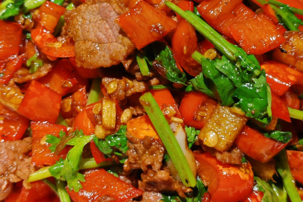 泥锅黄牛肉加盟
