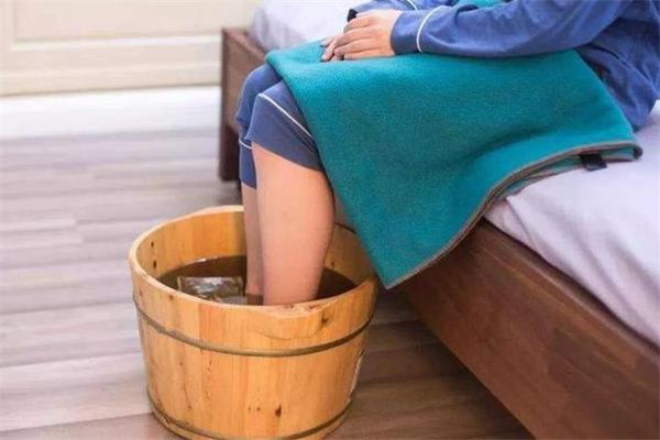 健康泡脚养生馆加盟