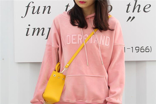 一抹亮色服装加盟