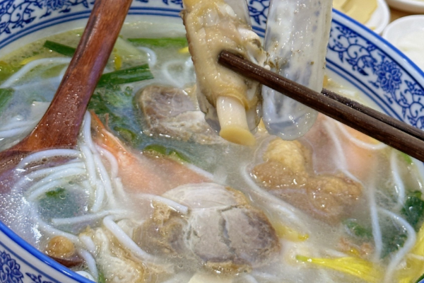 黑粉你肥牛米线加盟