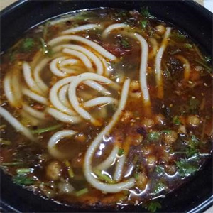 椒椒新派牛肉米线