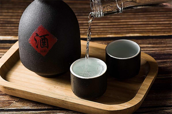 酒海白酒加盟