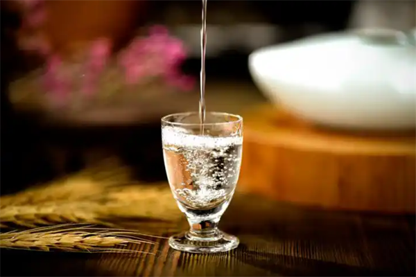 老秘酒加盟