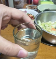 蓝色窖藏酒