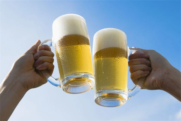 牛仔啤酒加盟