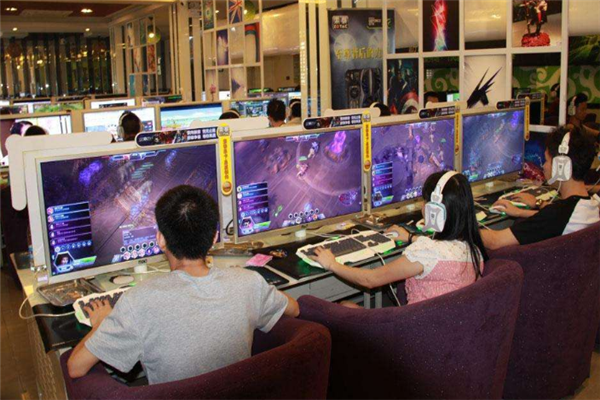 绿云网吧加盟