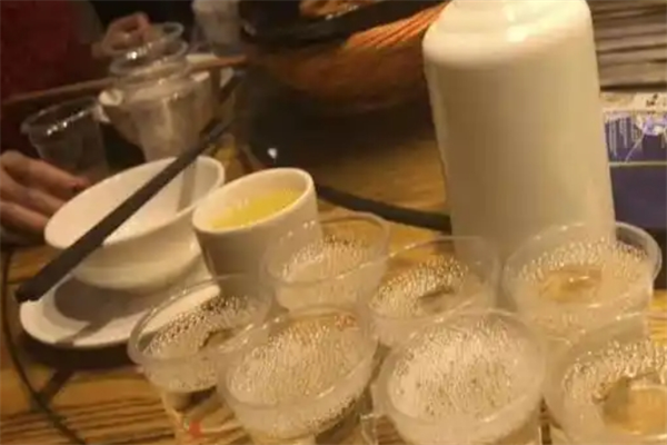 百特啤酒加盟